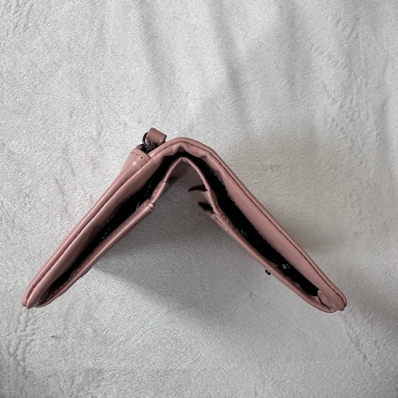 NEW Leather Wallet from Status Anxiety: Is Now Better - Dusty Pink - Picture 6 of 9